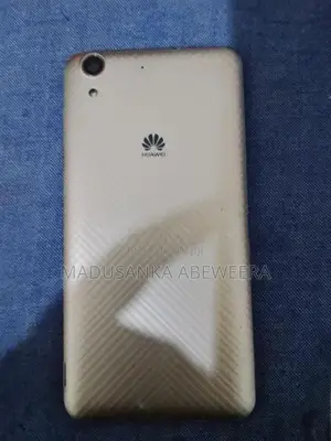 Huawei Y6 (Used)