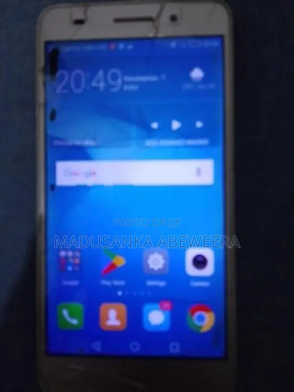 Huawei Y6 (Used)