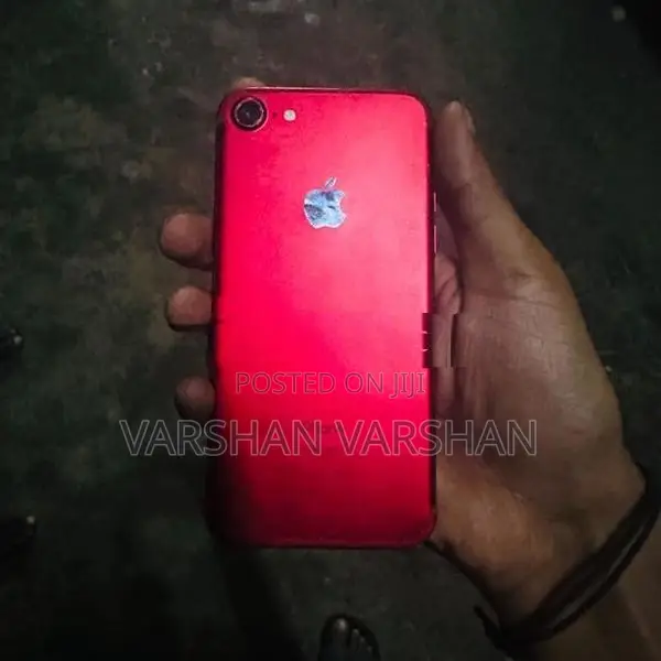 Apple iPhone 7 (Used)