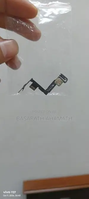 Apple iPhone 11 Power Flax with Metal