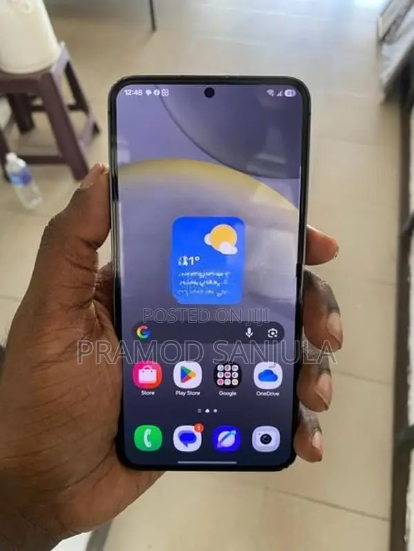 Samsung Galaxy S24 (Used)