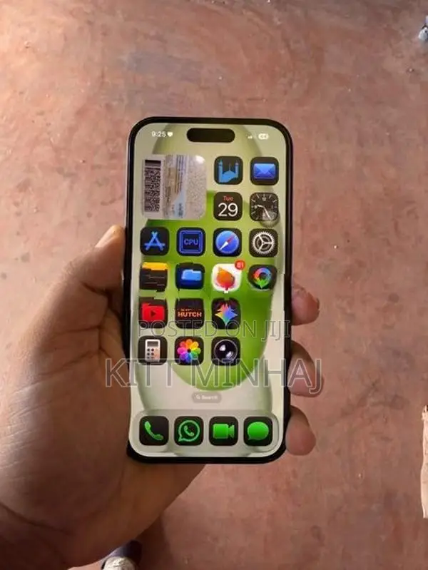 Apple iPhone 15 128GB (Used)