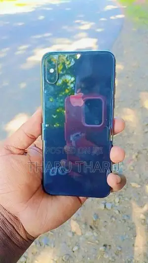 Apple iPhone X (Used)