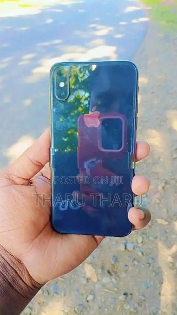 Apple iPhone X (Used)