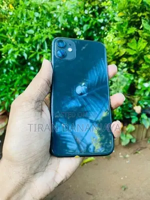 Apple iPhone 11 128GB (Used)
