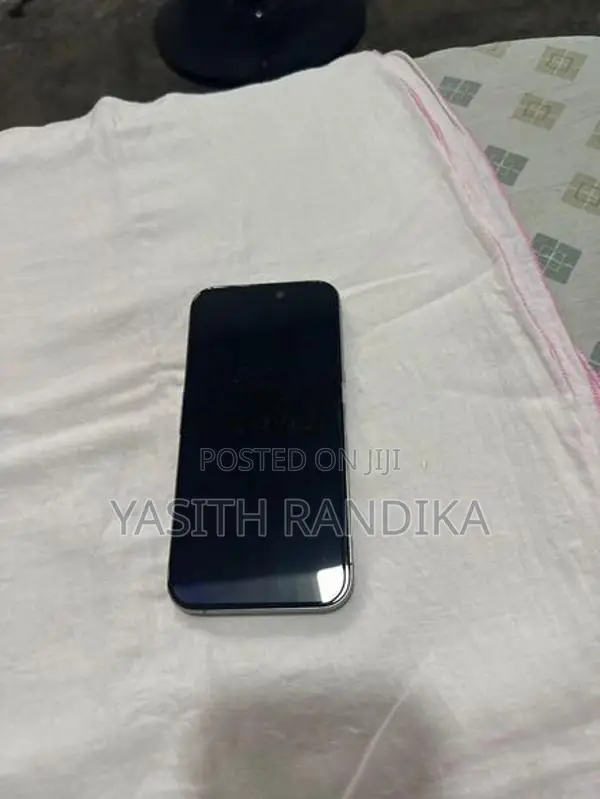 Apple iPhone 15 Pro (Used)