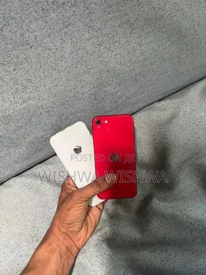 Apple iPhone SE 2 (Used)