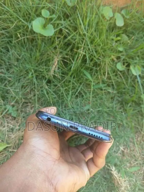 Vivo (Used)