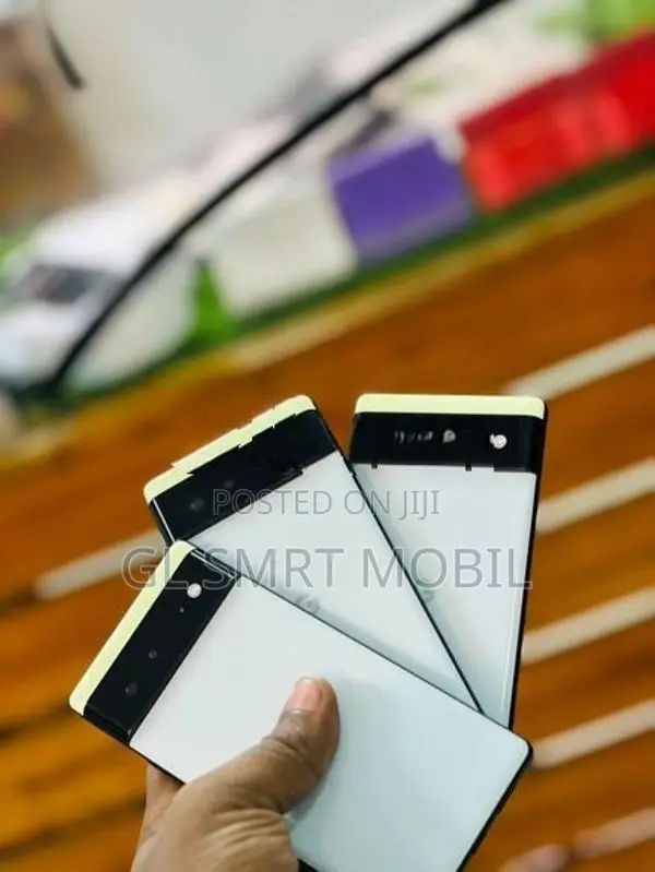 Google Pixel 6 5G/8/128 (Used)