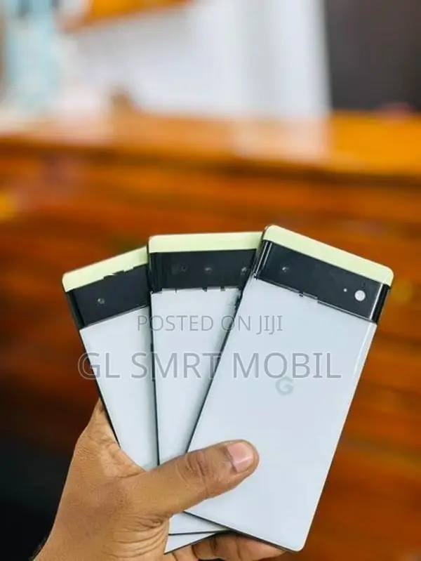 Google Pixel 6 5G/8/128GB (Used)