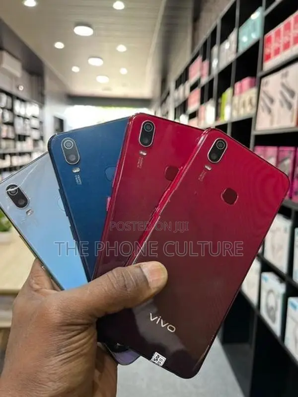 Vivo Y11 6GB 128GB (Used)