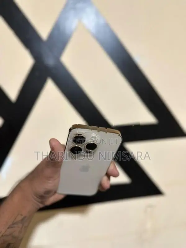 Apple iPhone 14 Pro (Used)