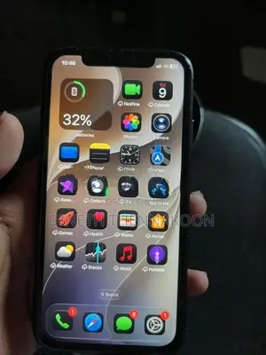 Apple iPhone 11 64 GB (Used)