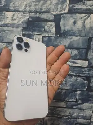 Apple iPhone 12 Pro (Used)