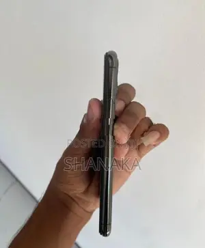 Apple iPhone 11 Pro 256GB (Used)