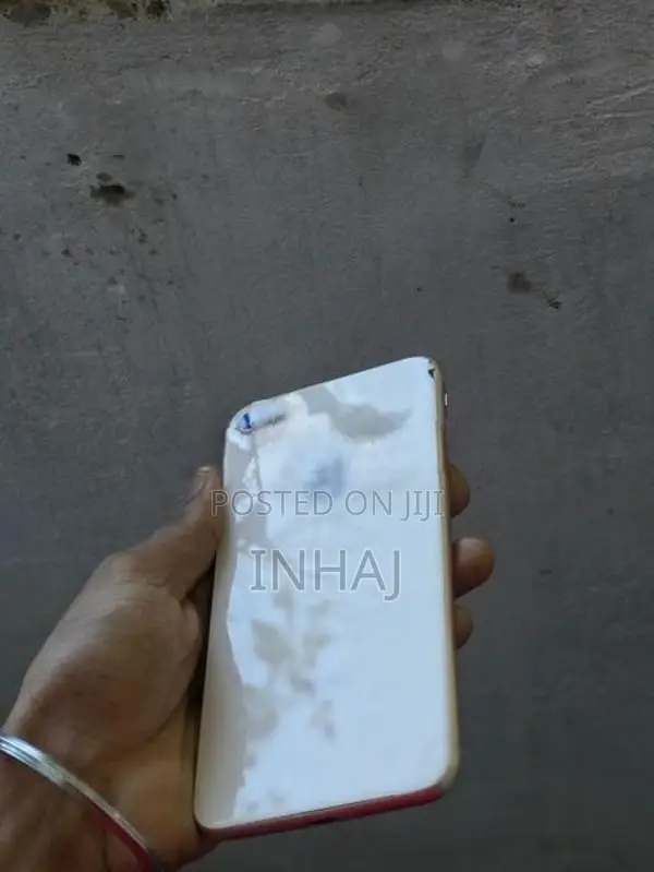 Apple iPhone 8 Plus (Used)