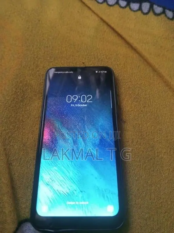 Samsung Galaxy A20 (Used)