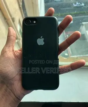 Apple iPhone 8 (Used)