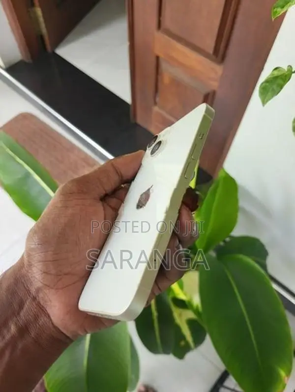 Apple iPhone 14 (Used)