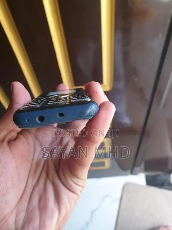 iPro Button Phone (Used)
