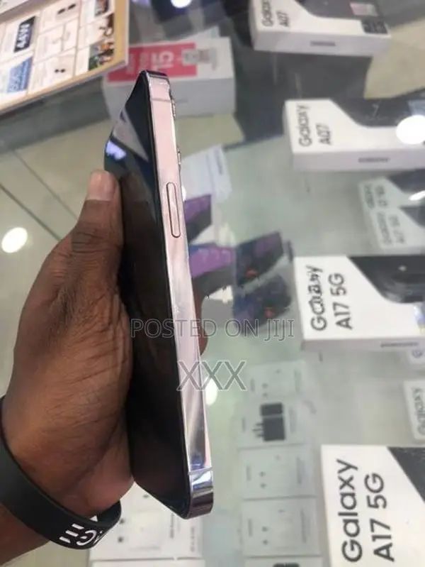 Apple iPhone 13 Pro (Used)