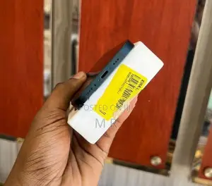 Apple iPhone 14 (Used)