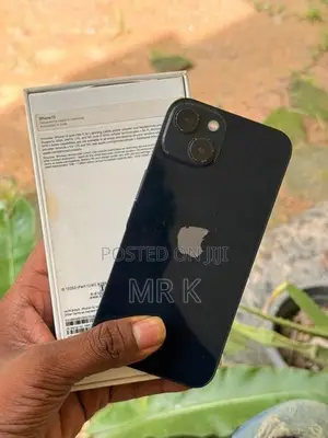 Apple iPhone 13 (Used)