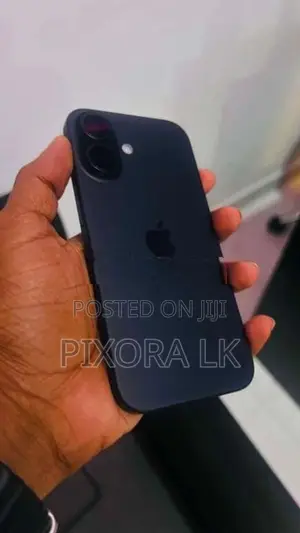 Apple iPhone 16 (Used)