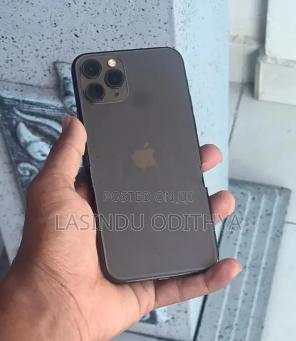 Apple iPhone 11 Pro 256GB (Used)