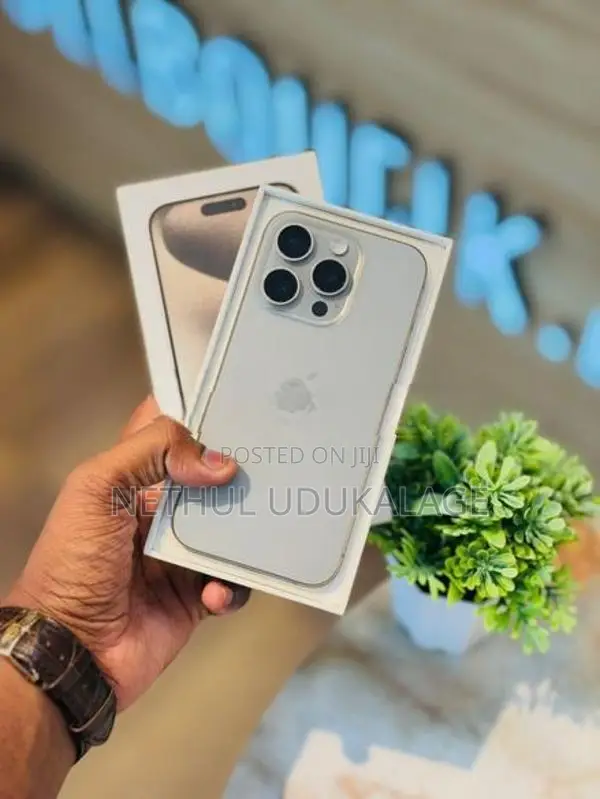 Apple iPhone 15 Pro 128GB (Used)