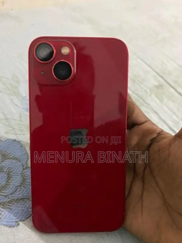 Apple iPhone 13 (Used)