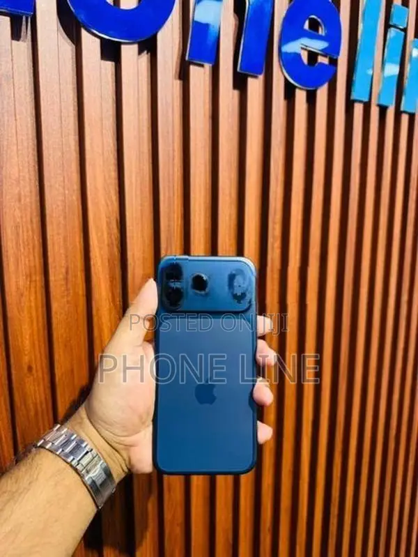 Apple iPhone 17 Pro Max (Used)