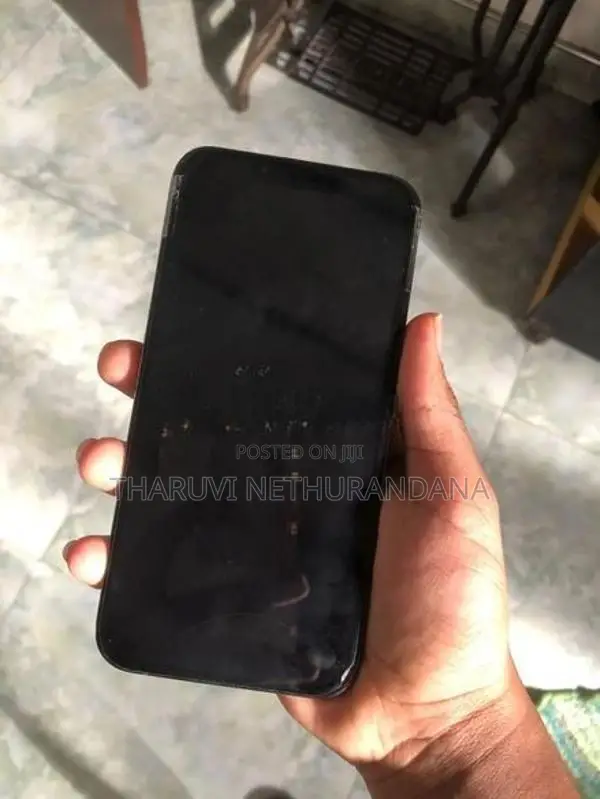 Apple iPhone 13 Pro (Used)
