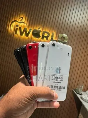 Apple iPhone SE 2 128GB (Used)