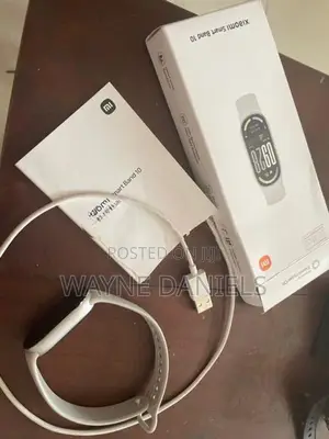 MI Band 10