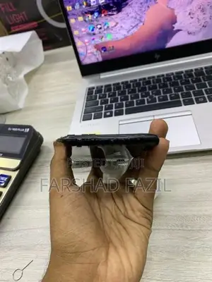 Apple iPhone XR (Used)