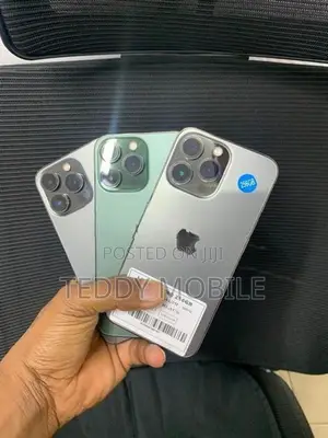 Apple iPhone 13 Pro (Used)