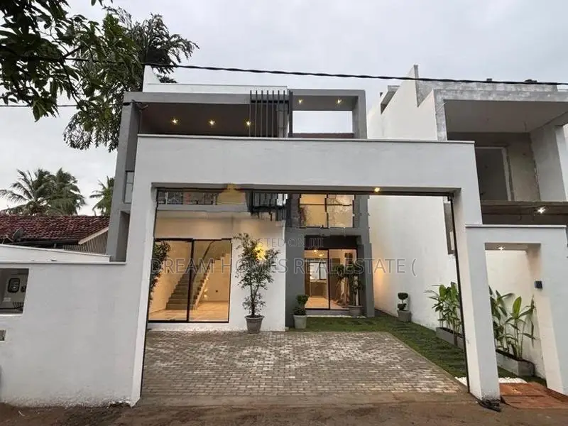 Brand-New Luxury Houses for Sale – Wattala, Mahabage