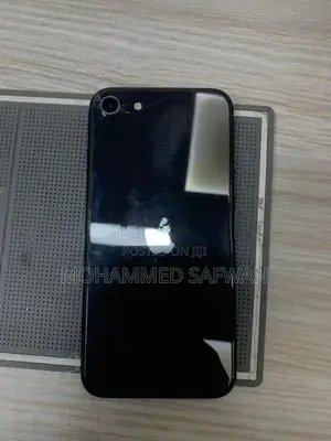 Apple iPhone SE (Used)