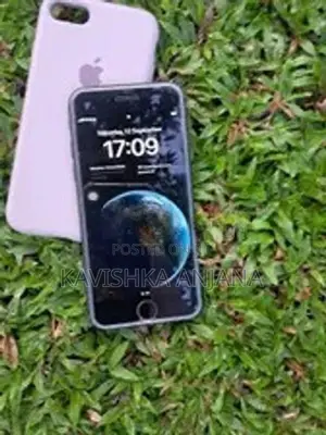 Apple iPhone 8 (Used)