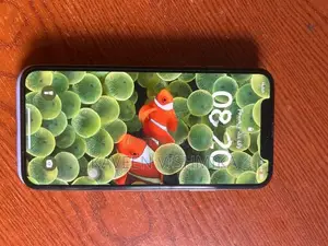 Apple iPhone XS (Used)