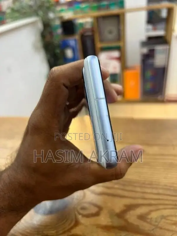 Google Pixel 7a (Used)