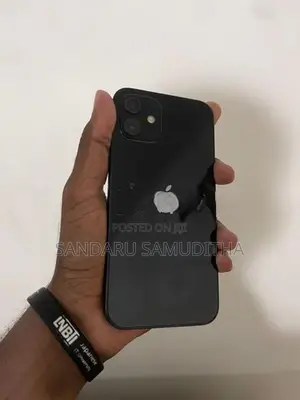 Apple iPhone 12 (Used)