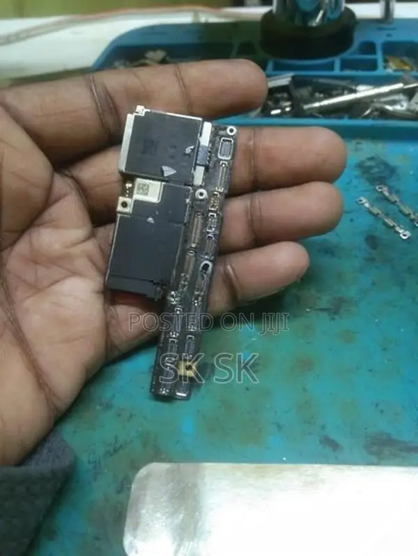 Apple iPhone X (Used)