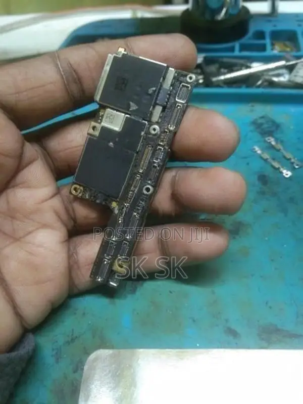 Apple iPhone X (Used)