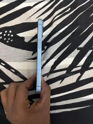 Apple iPhone 14 (Used)