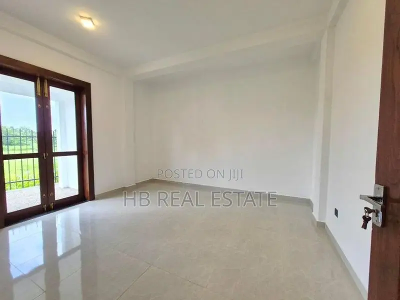 Boralasgamuwa Architectural Designed Super Luxury House For Sale