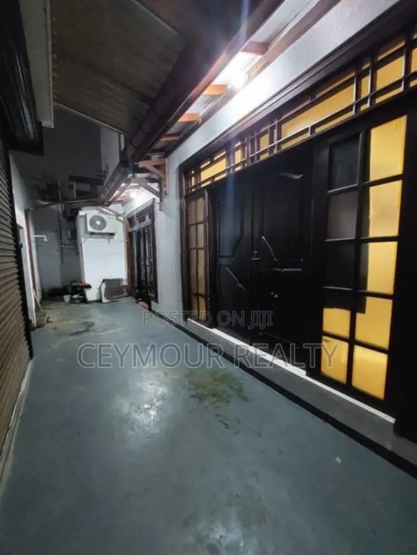 4 Bedroom House for Sale in Dehiwala