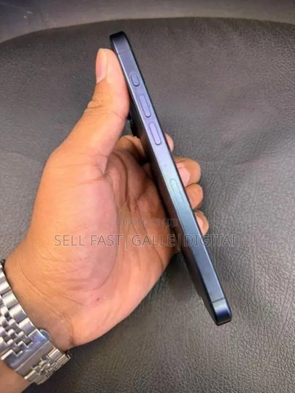 Apple iPhone 15 Pro Max (Used)