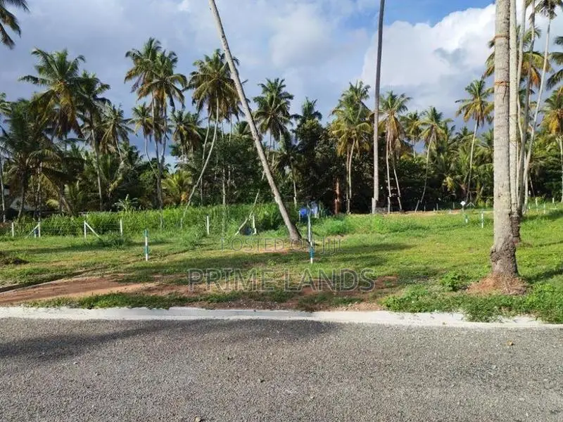 කුරුණෑගල පුත්තලම් පාරෙන් පදිංචියට ඉඩමක්